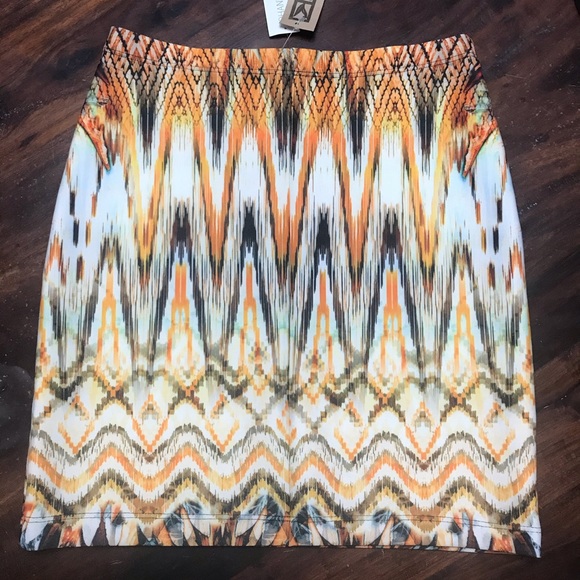 RARE!! NWT Johanne Beck Skirt! 🤩 - Picture 3 of 4